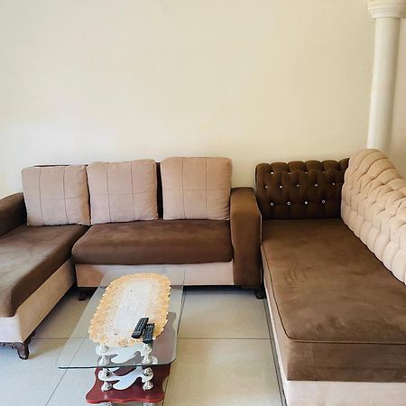 Villa Contemporaine Yaoundé Exterior foto