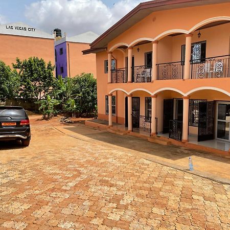 Villa Contemporaine Yaoundé Exterior foto