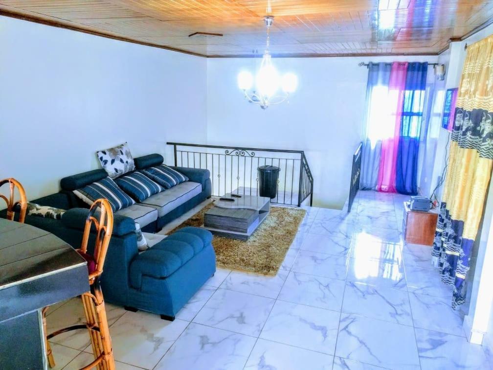 Villa Contemporaine Yaoundé Exterior foto